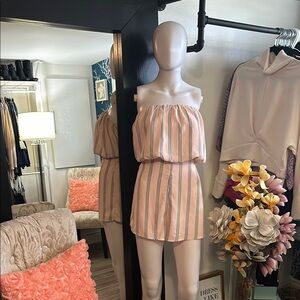 Harper Pink and Black Romper with Blouson Waist
NWT